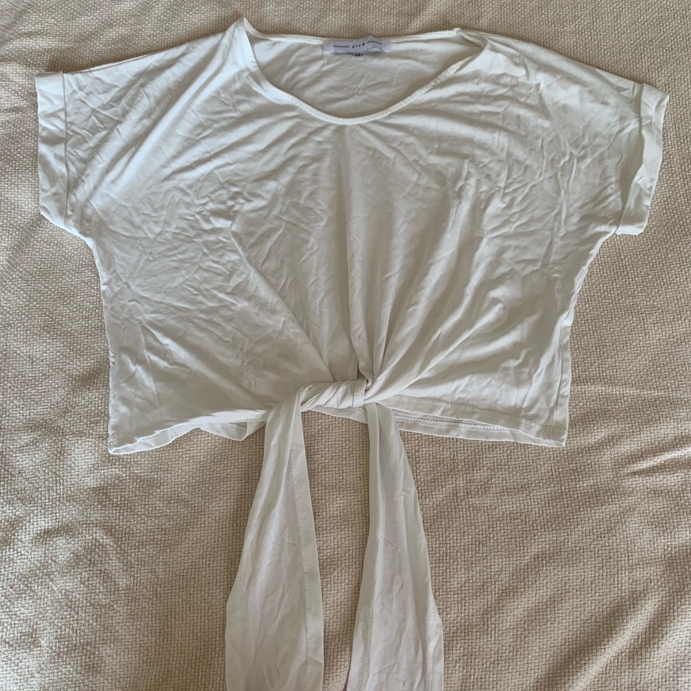 Arum White Tie Top